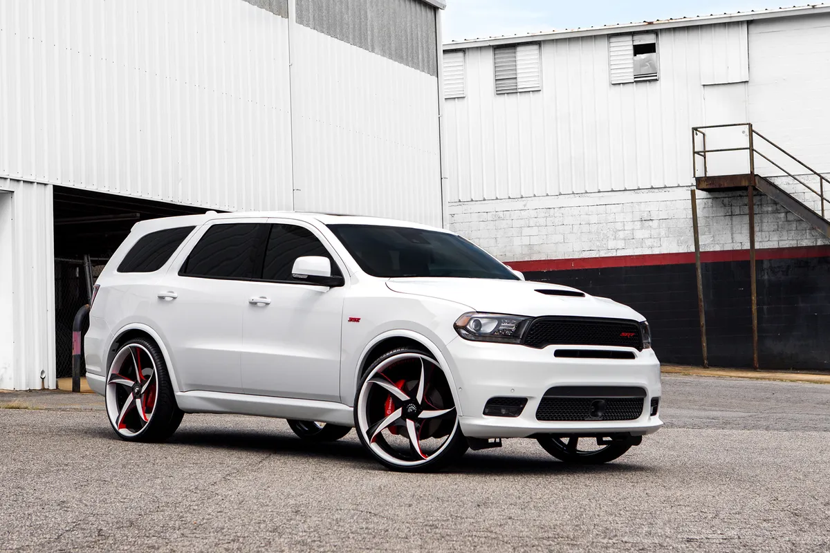 Jeep Cherokee on Forgiato Appuntito-ECL wheels