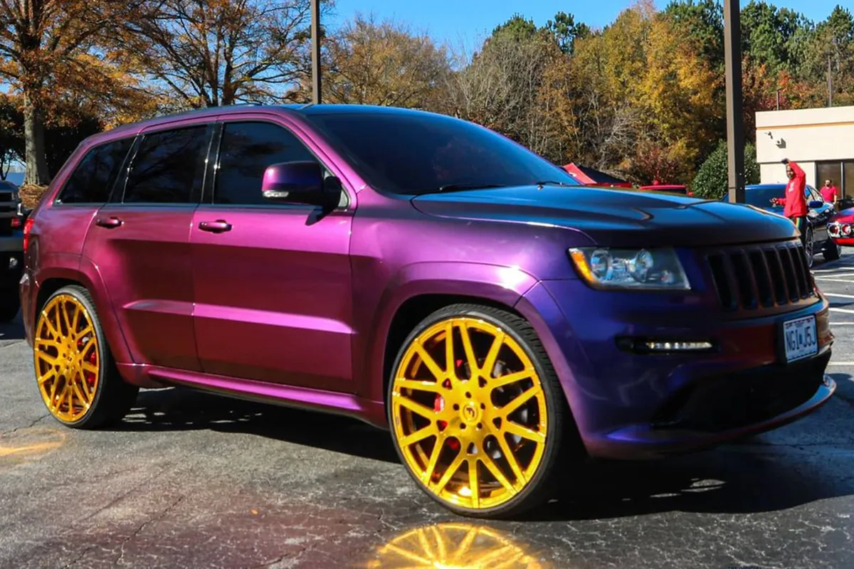 Jeep Cherokee on Forgiato Maglia-M wheels