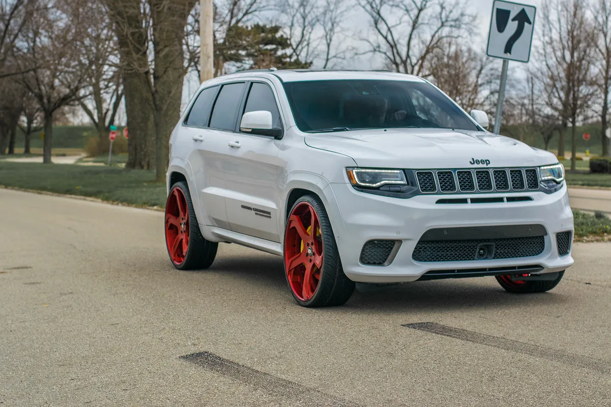 Jeep Cherokee on Forgiato S219-ECL wheels