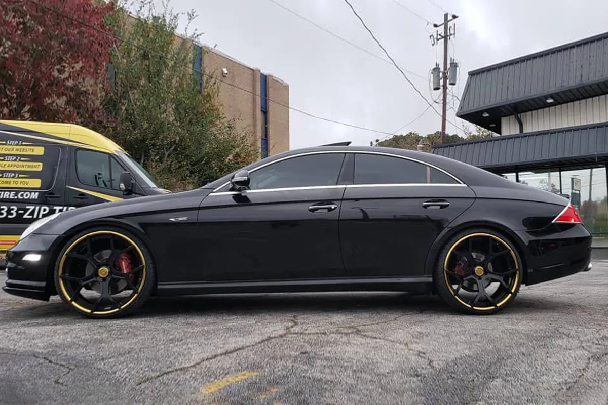 Mercedes-Benz CLS on Forgiato GTR wheels