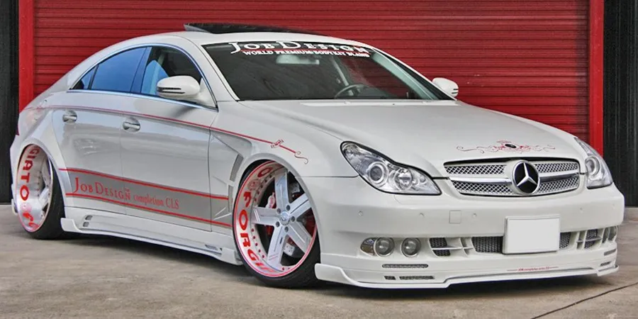Mercedes-Benz CLS on Forgiato Linee wheels
