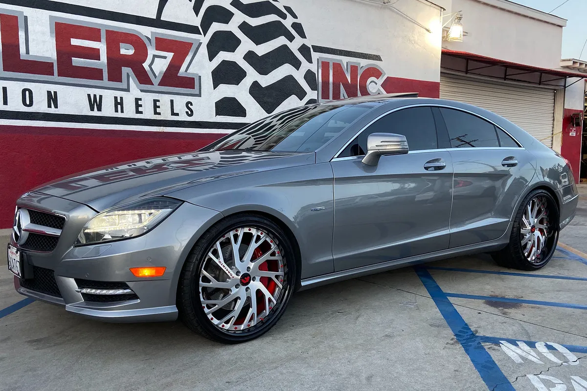 Mercedes-Benz CLS on Forgiato Sincro wheels