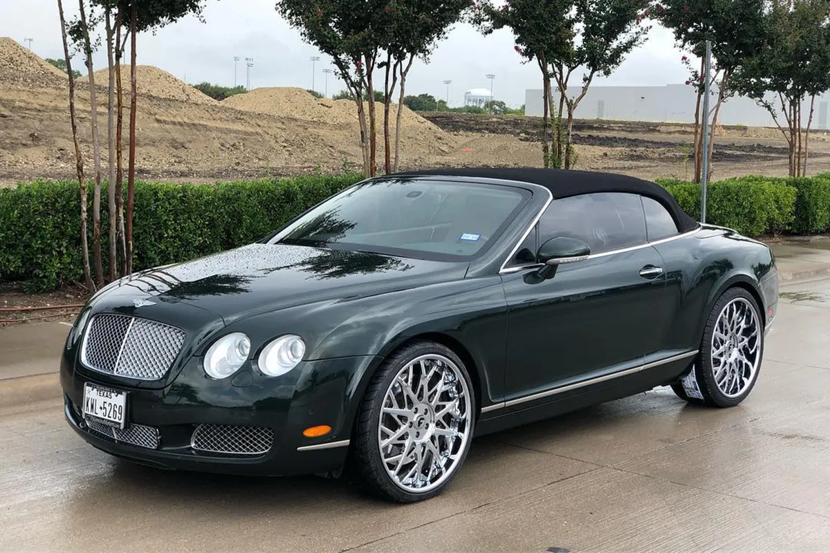 Bentley Continental on Forgiato Blocco-ECL wheels