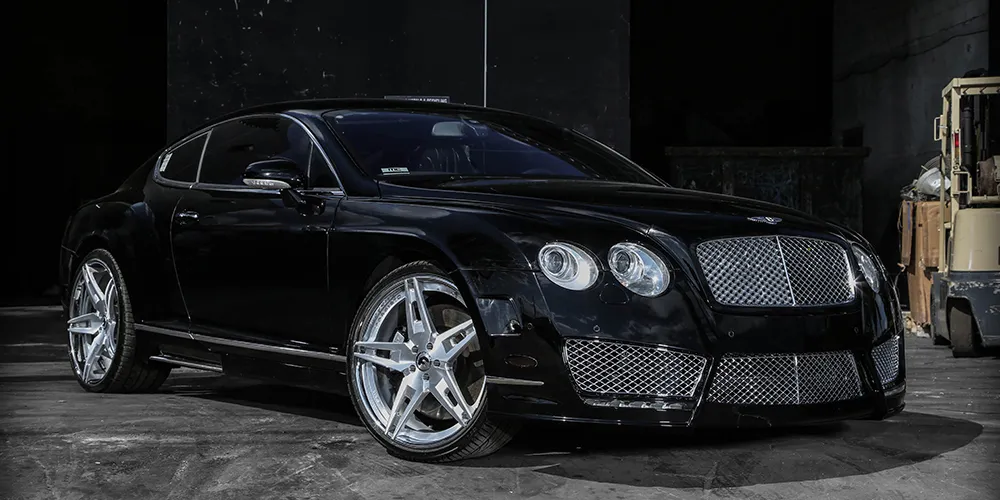Bentley Continental on Forgiato F2.10 wheels