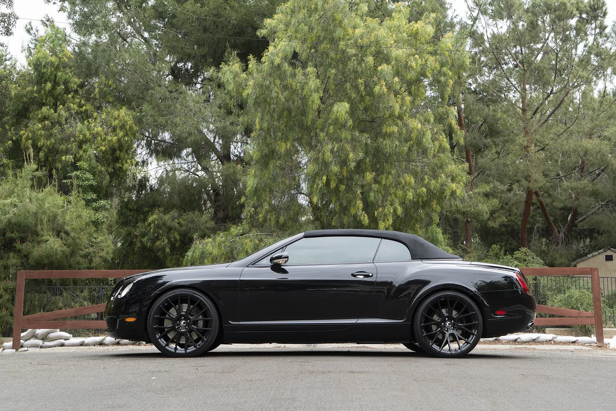 Bentley Continental on Forgiato Flow wheels