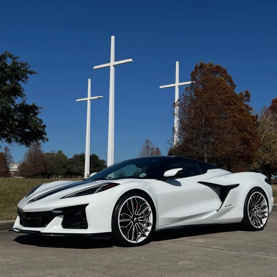 Chevrolet Corvette on Forgiato Montare wheels