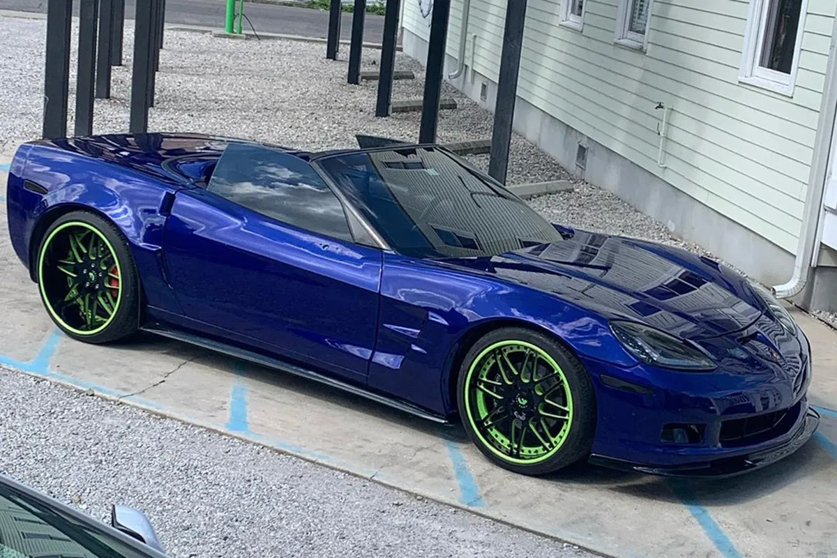 Chevrolet Corvette on Forgiato Pinzette wheels