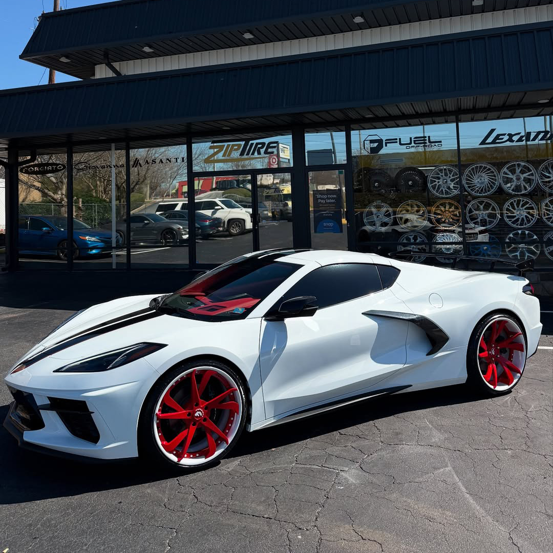 Corvette on S221-ECL
