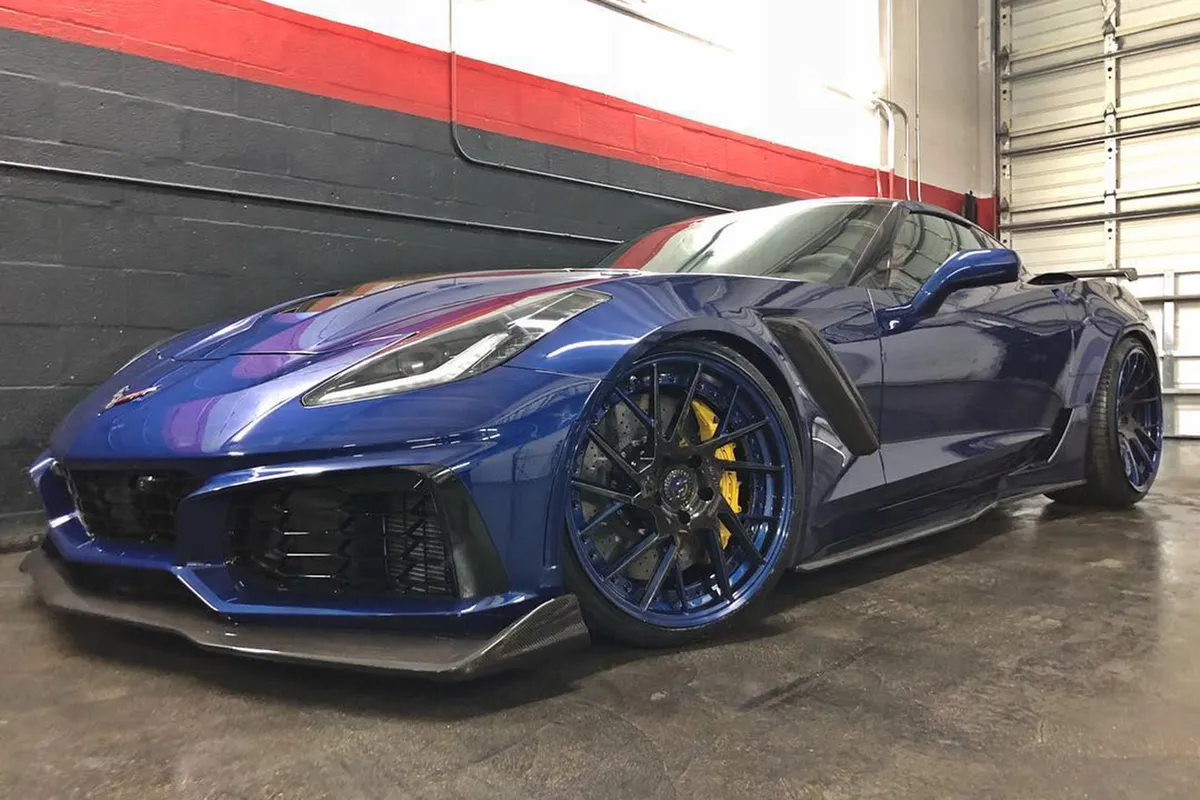 Chevrolet Corvette on Forgiato Tec 2.2 wheels