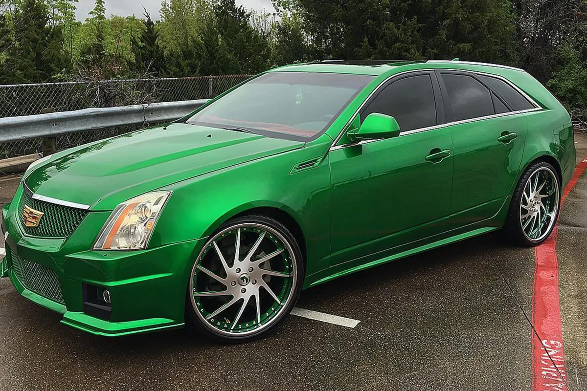 Cadillac CTS on Forgiato Direzione wheels