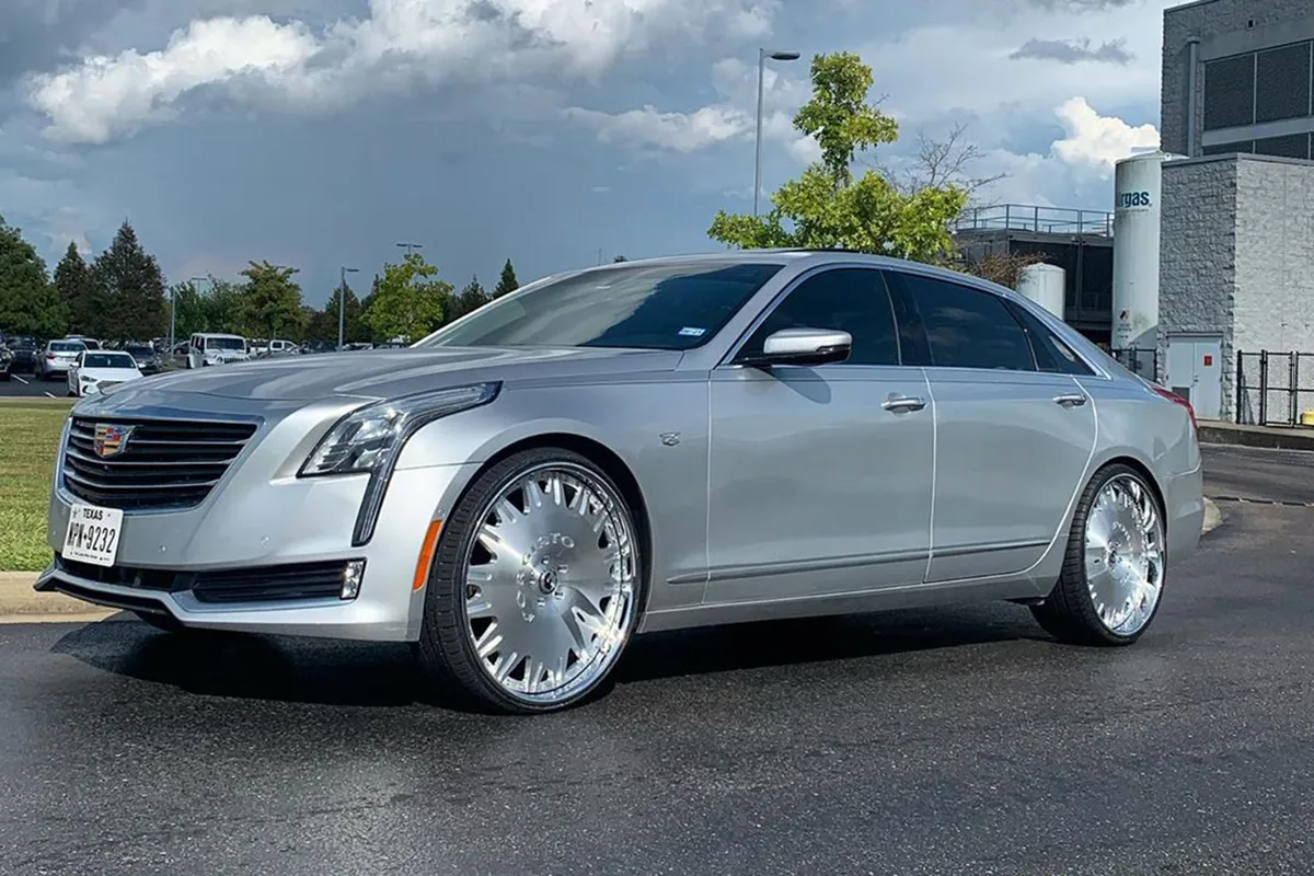 Cadillac CTS on Forgiato Enzo-L wheels