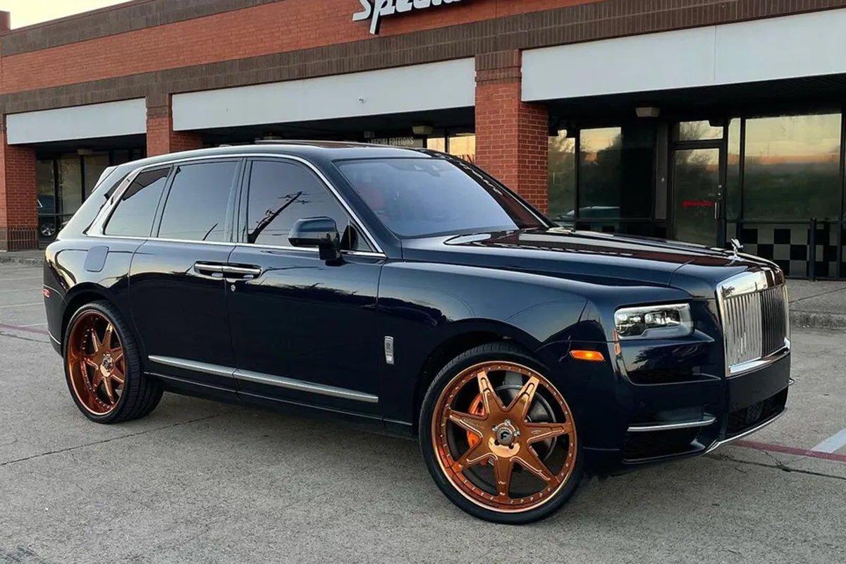 Rolls-Royce Cullinan on Forgiato Integliato wheels