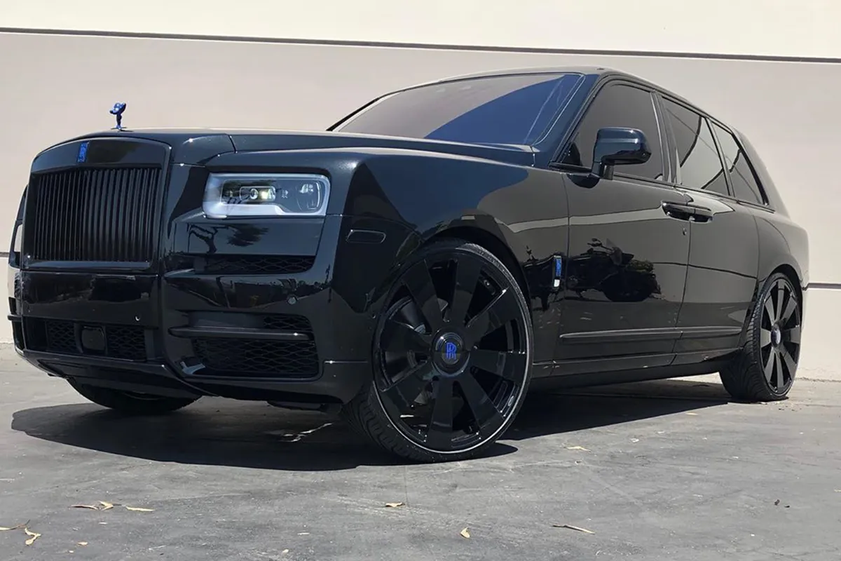 Rolls-Royce Cullinan on Forgiato Otto-M wheels
