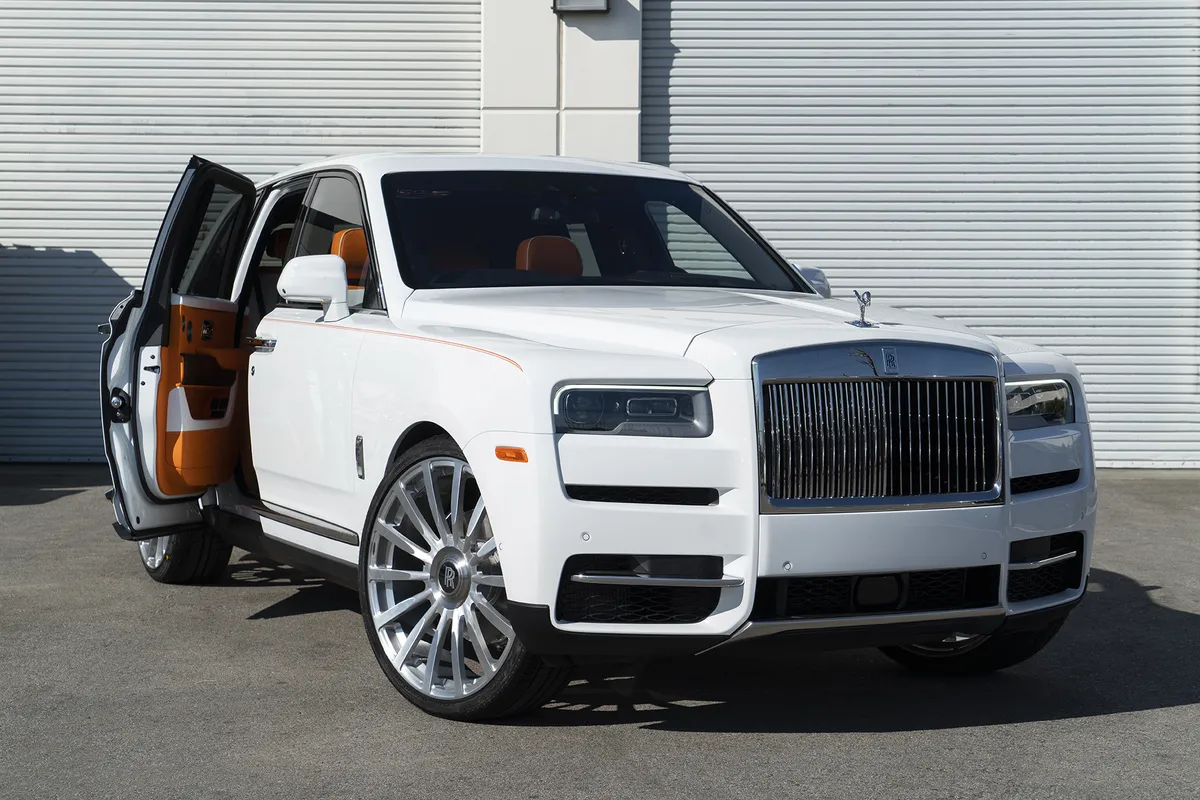 Rolls-Royce Cullinan on Forgiato Piatto-M wheels