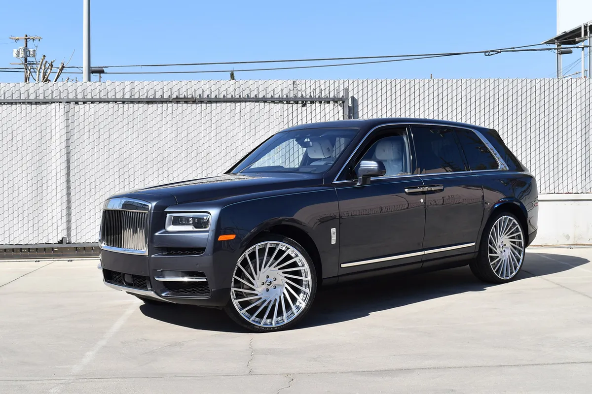 Rolls-Royce Cullinan on Forgiato Ventoso-ECL wheels