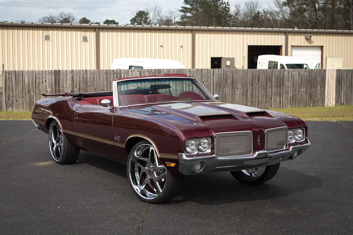 Oldsmobile Cutlass on Forgiato F2.11-B wheels