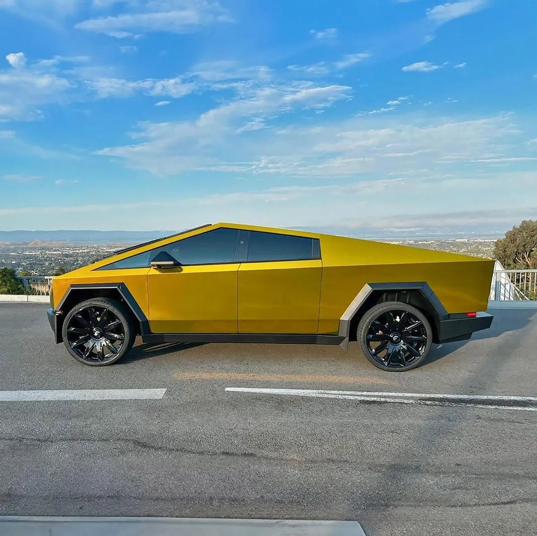 Tesla Cybertruck on Forgiato Flow 004 2 2 wheels