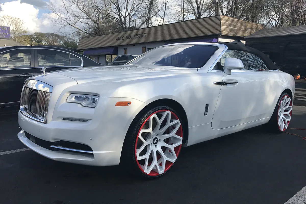 Rolls-Royce Dawn on Forgiato Drea-ECL wheels