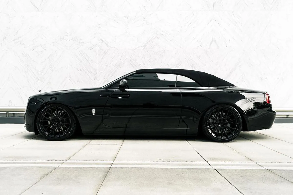 Rolls-Royce Dawn on Forgiato Flow wheels
