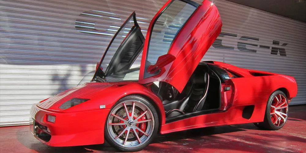 Lamborghini Diablo on Forgiato F2.01 wheels