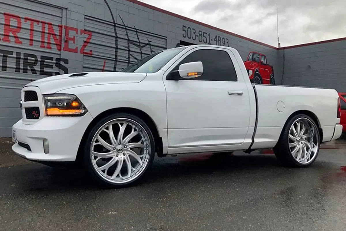 Dodge Dodge Truck on Forgiato C2C-2 wheels