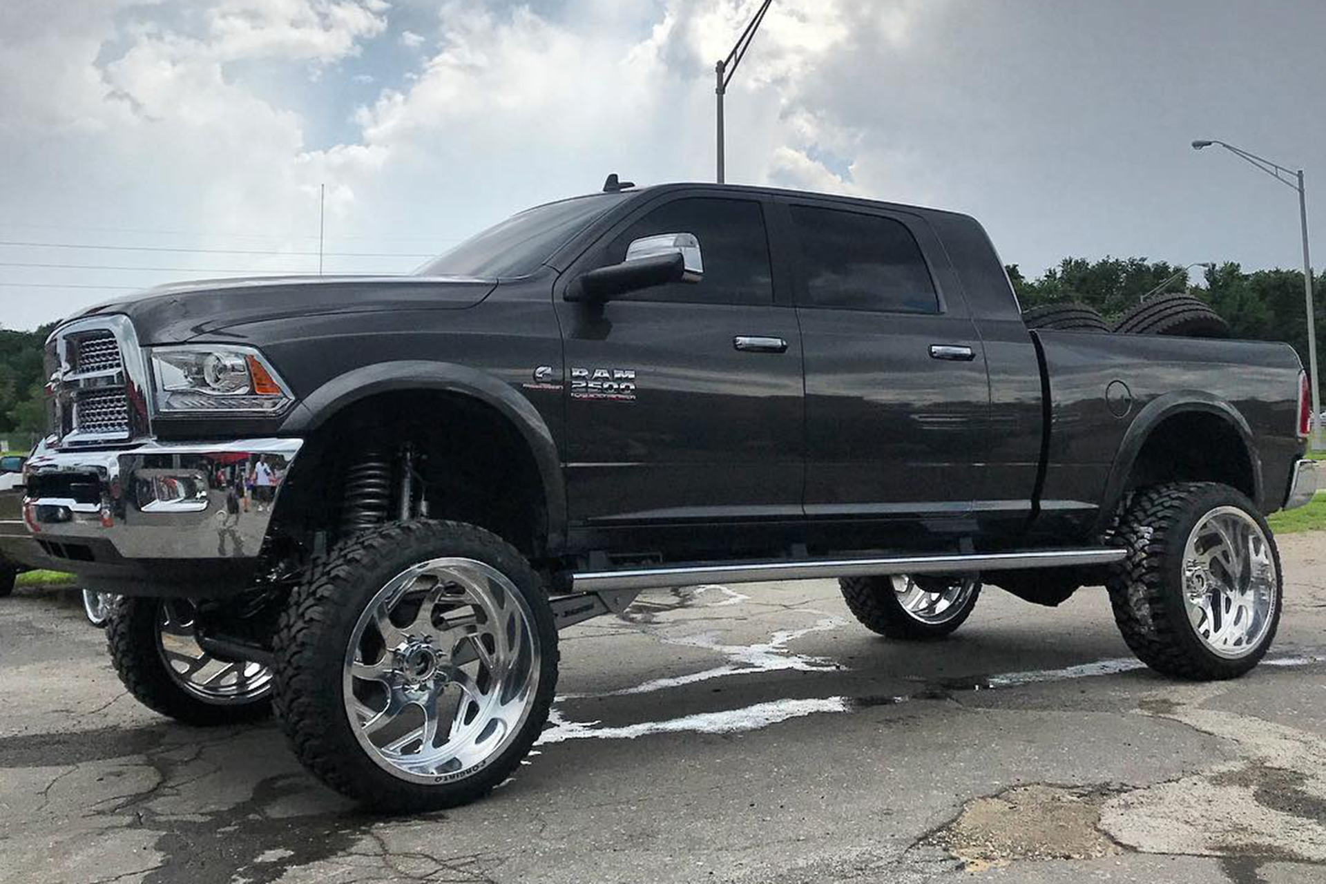 Dodge Truck on Girare-T
