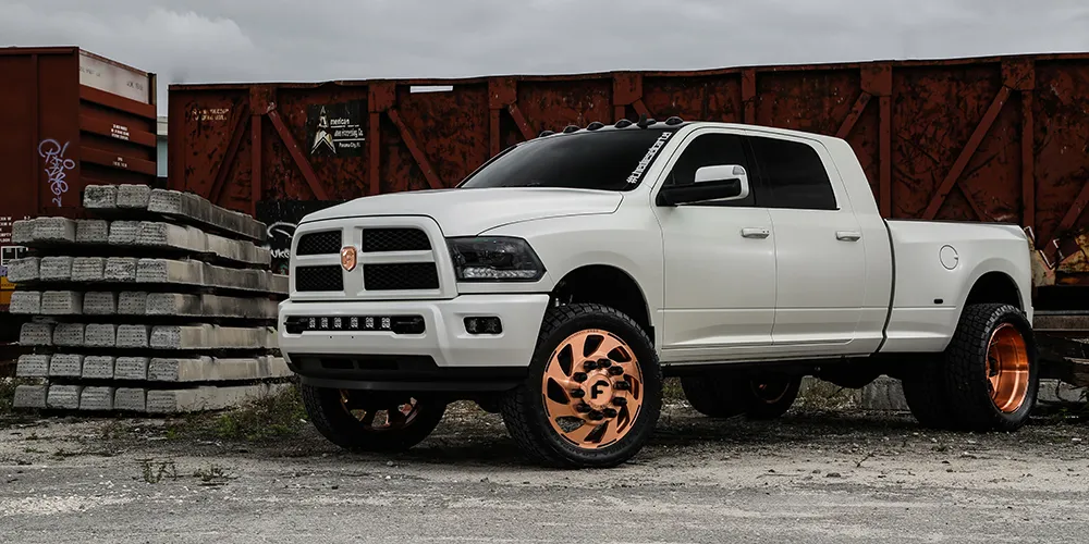Dodge Dodge Truck on Forgiato Indurire wheels