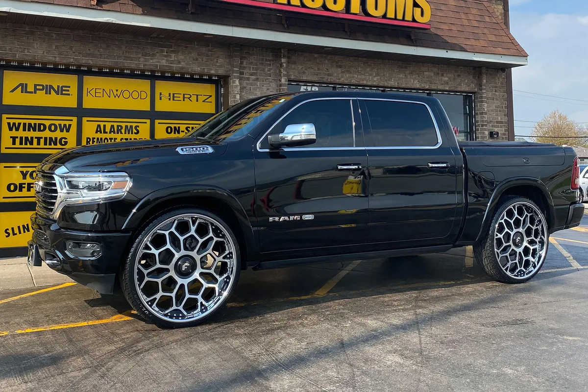 Dodge Dodge Truck on Forgiato Ottagono wheels