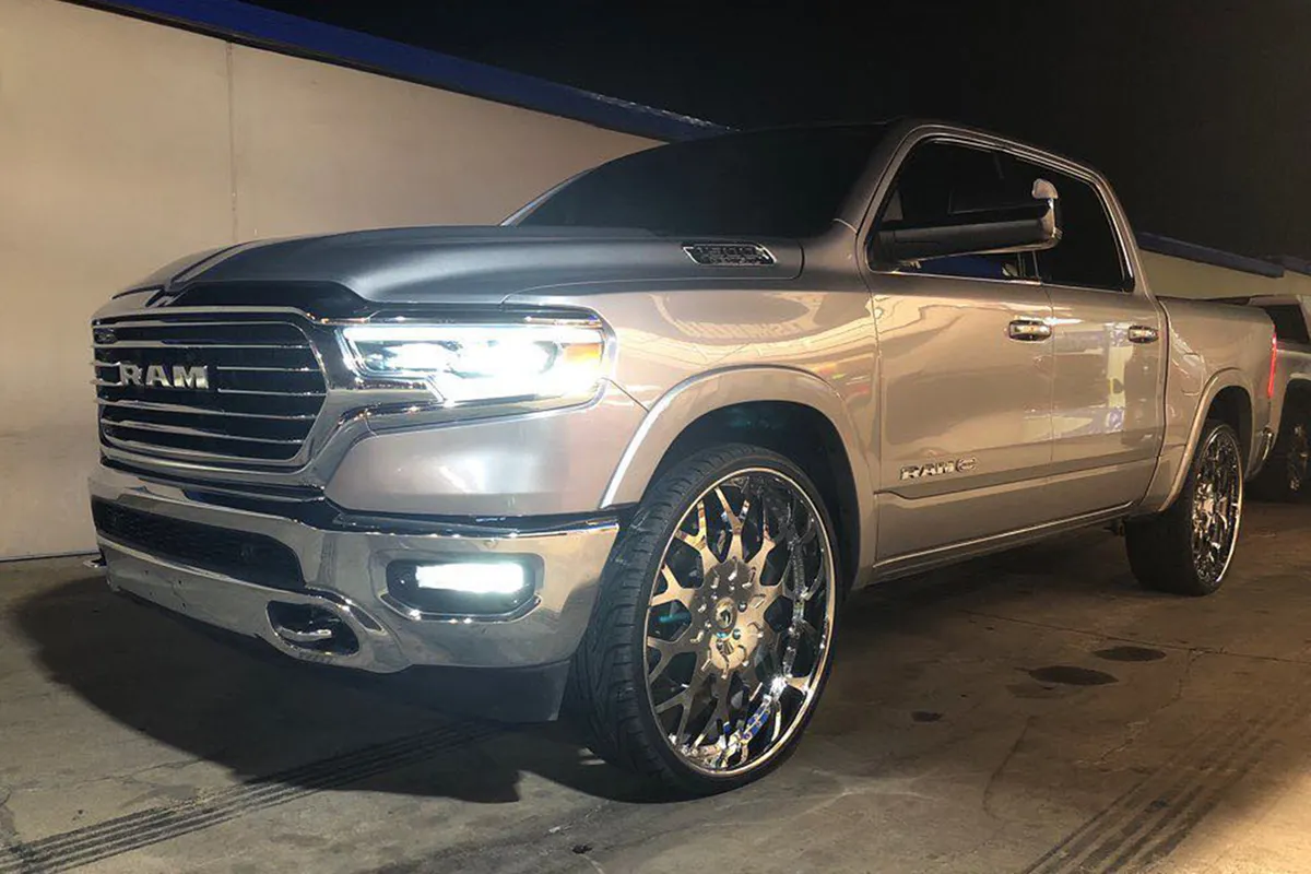 Dodge Dodge Truck on Forgiato Torino wheels