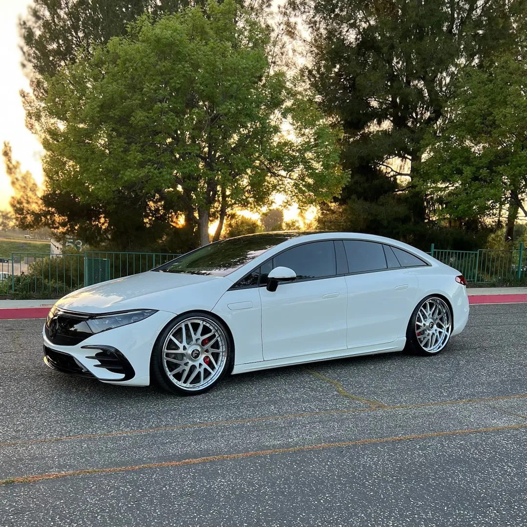 Mercedes-Benz EQS on Forgiato Twisted Maglia wheels