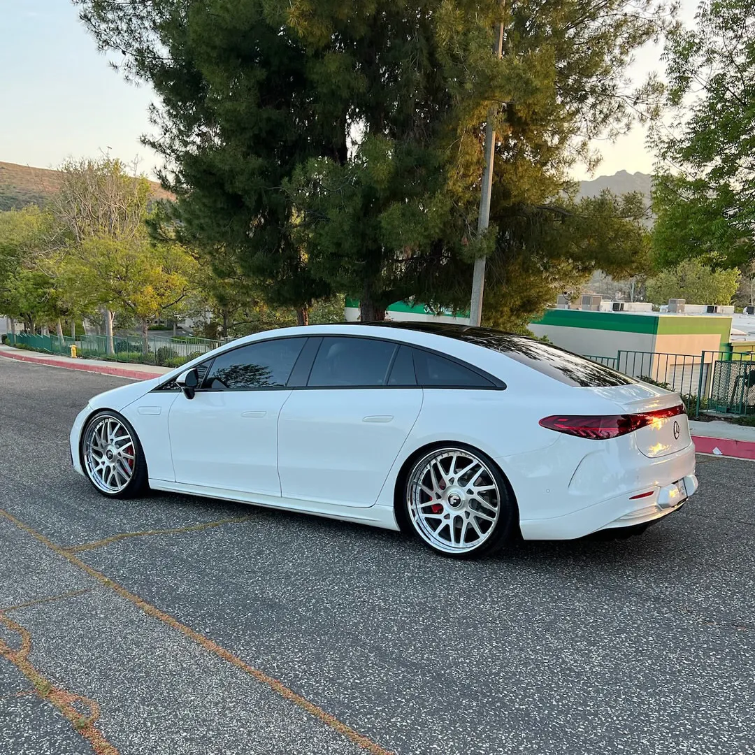 Mercedes-Benz EQS on Forgiato Twisted Maglia-2 wheels