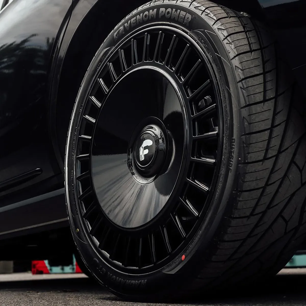 Cadillac Escalade on Forgiato 2 wheels