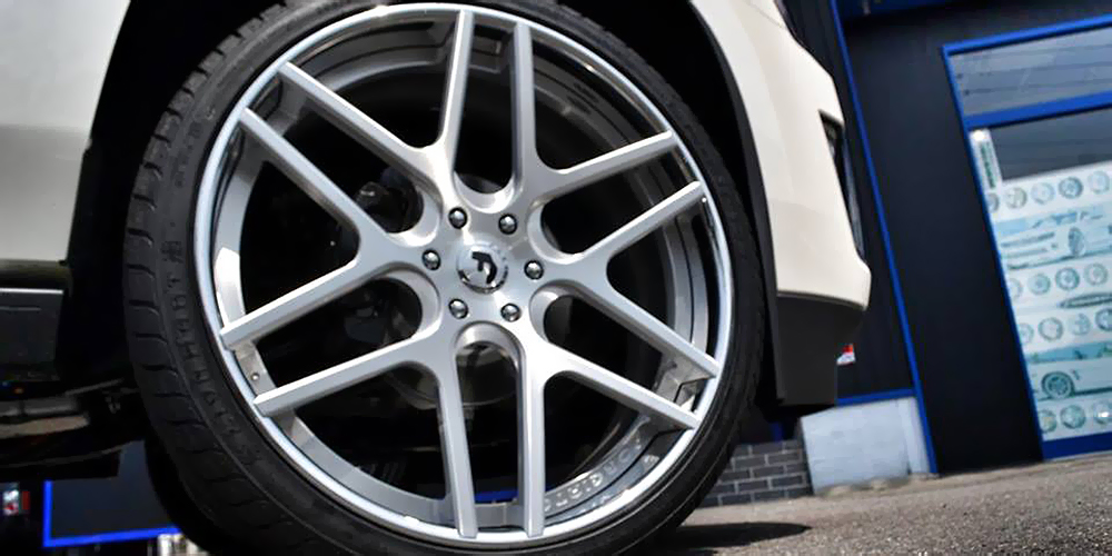 Escalade on Dieci-ECL