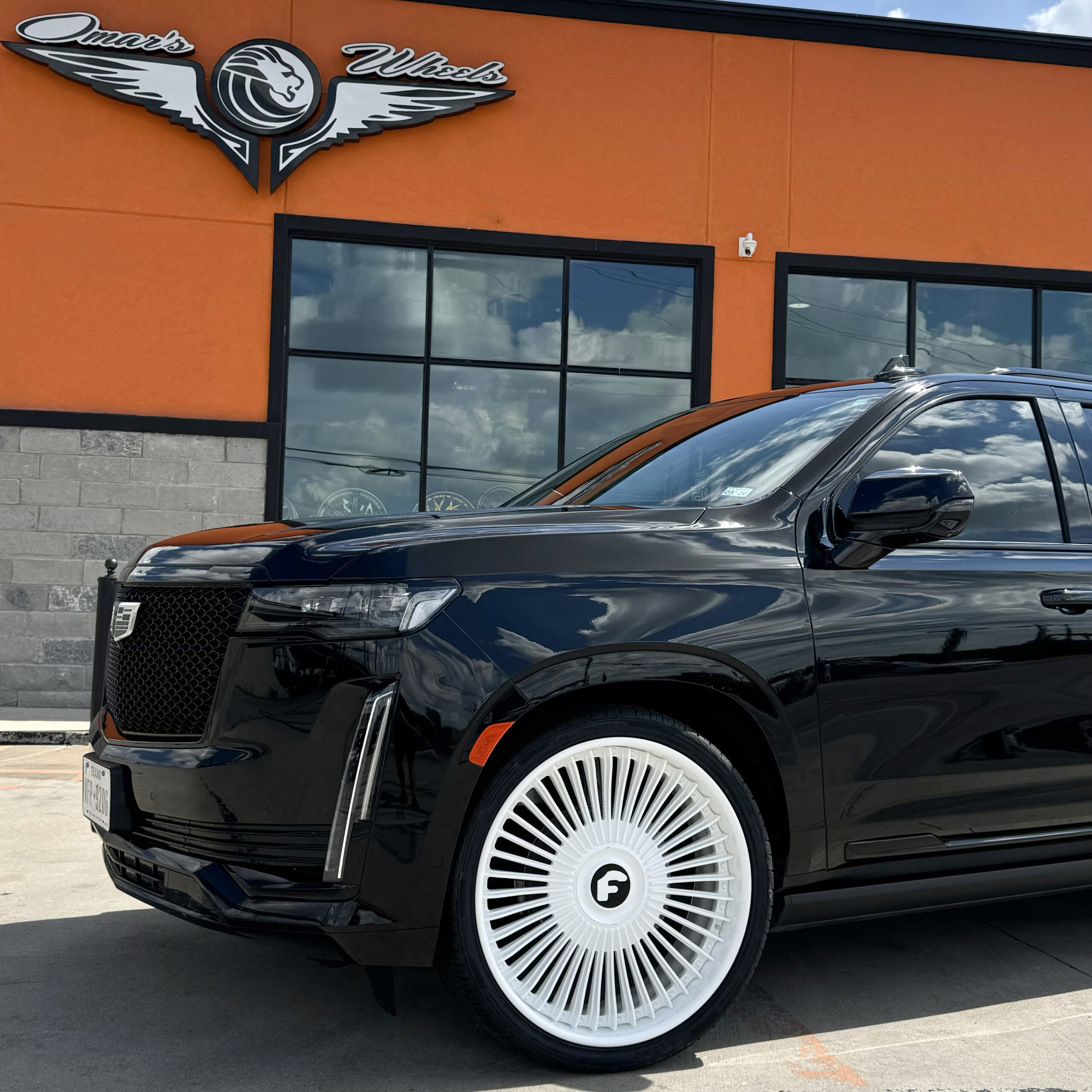 Escalade on G-1