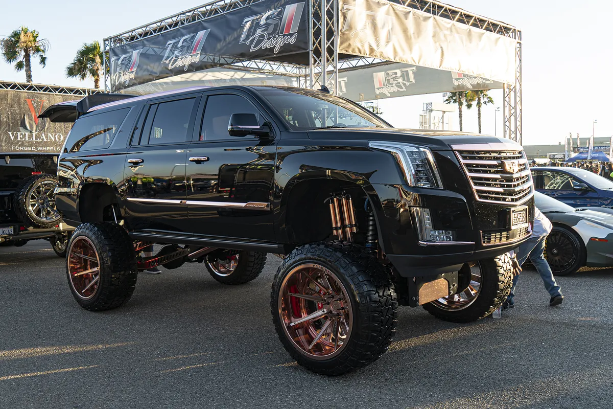 Cadillac Escalade on Forgiato Gambe wheels