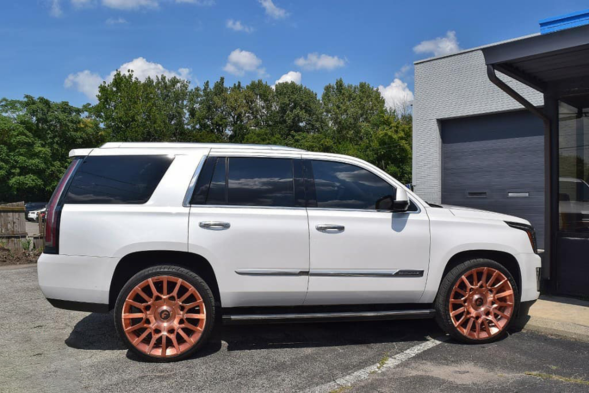 Escalade on Migliore-M