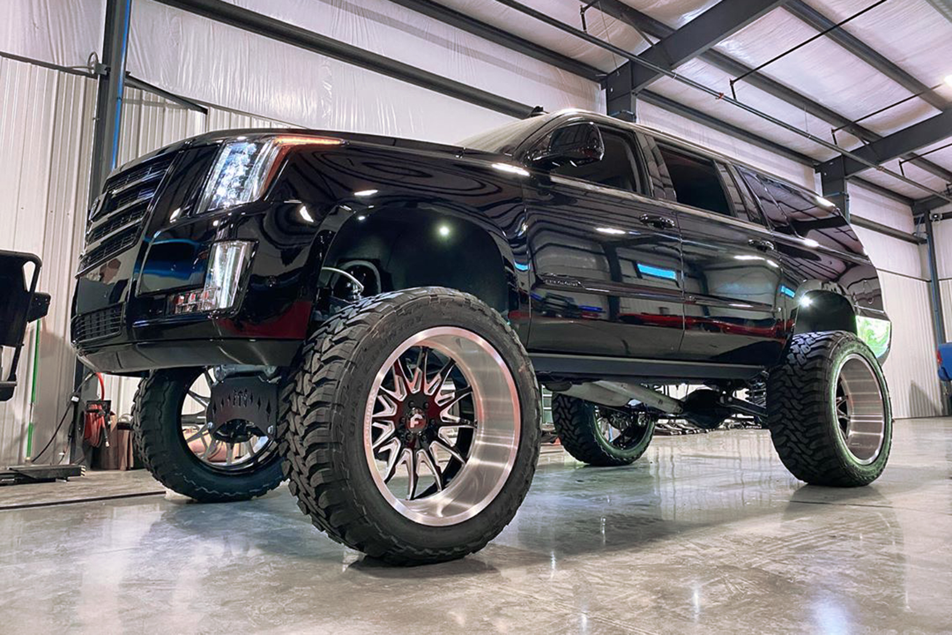 Escalade on Txc101