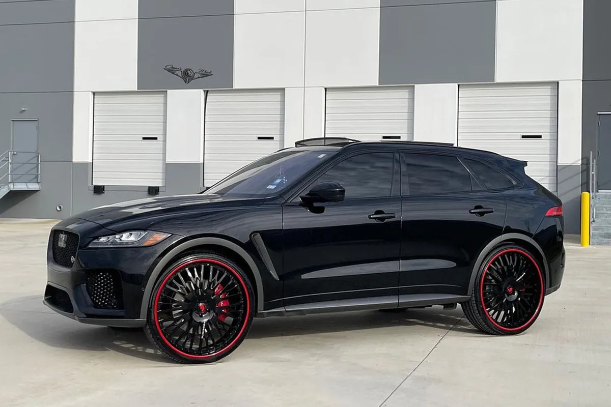 Jaguar F Pace on Forgiato Cravatta wheels