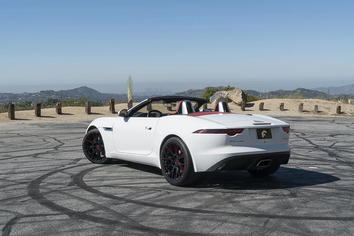 Jaguar F Type on Forgiato Flow wheels