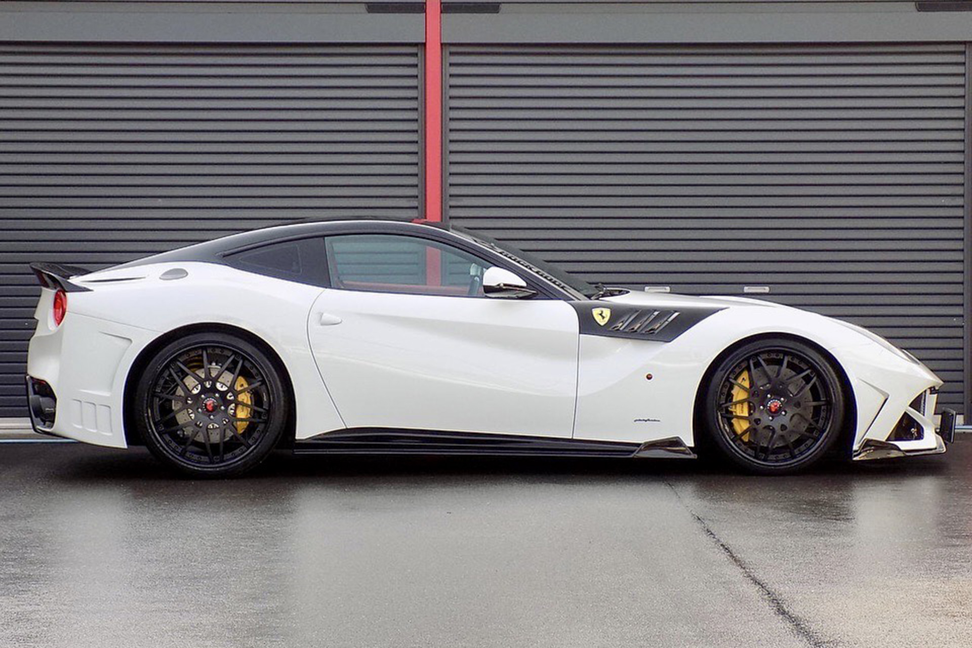 F12 on Berlinetta Maglia