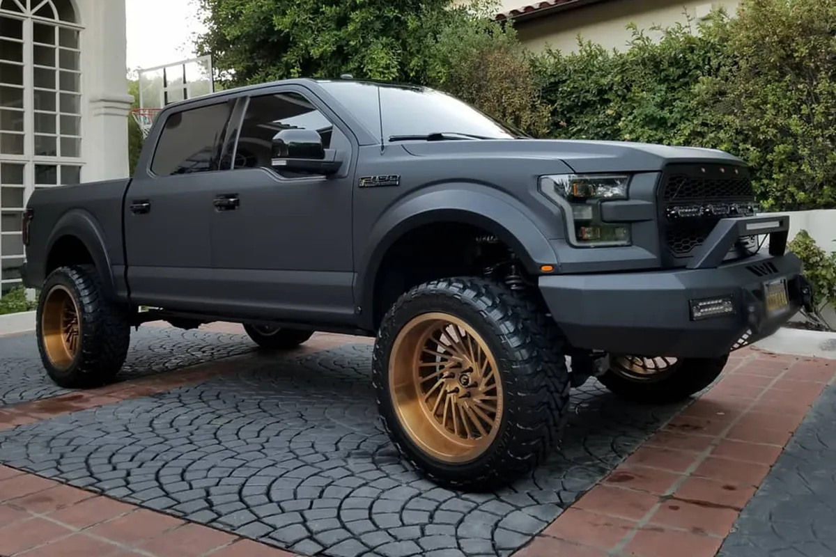 Ford F150 on Forgiato Ventoso-T wheels