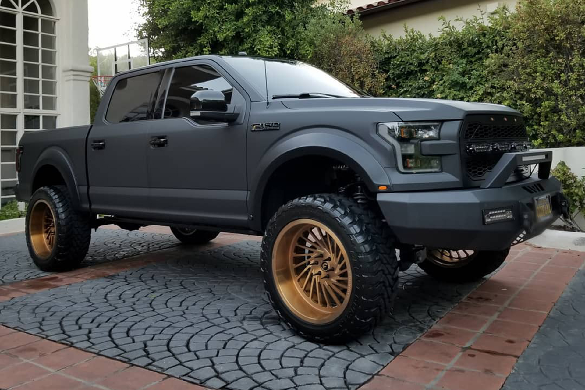 F150 on Ventoso-T