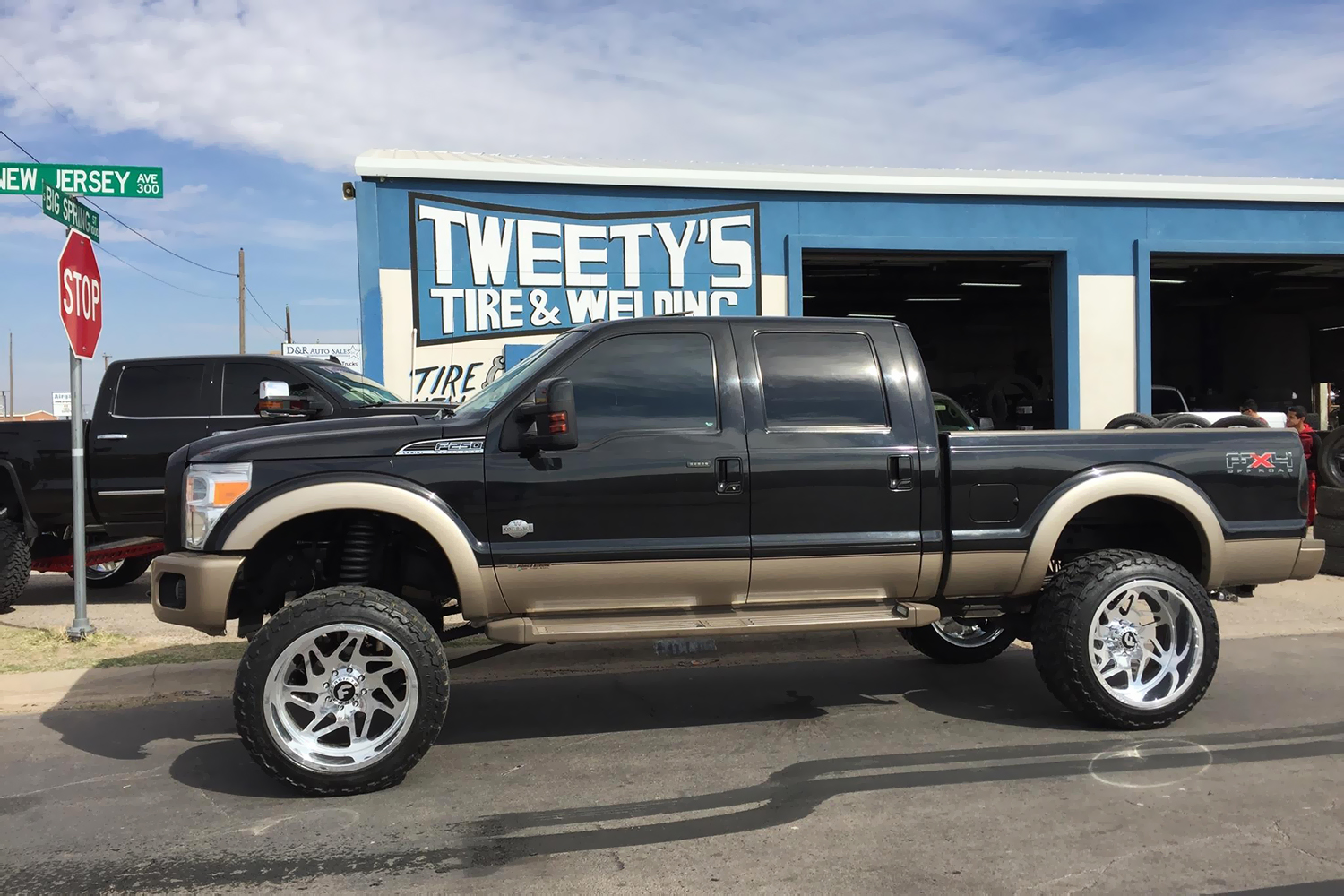 F250 on Finestro-M
