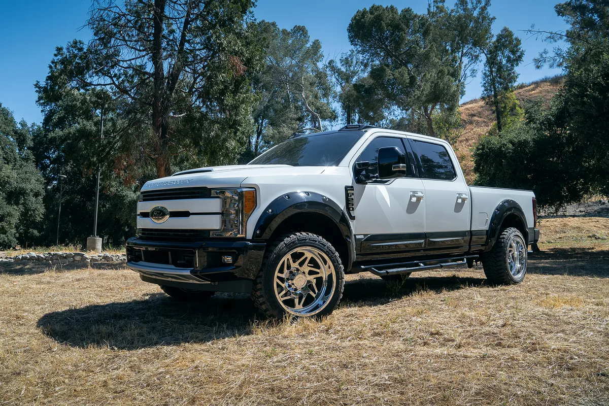 Ford F250 on Forgiato Finestro-T wheels