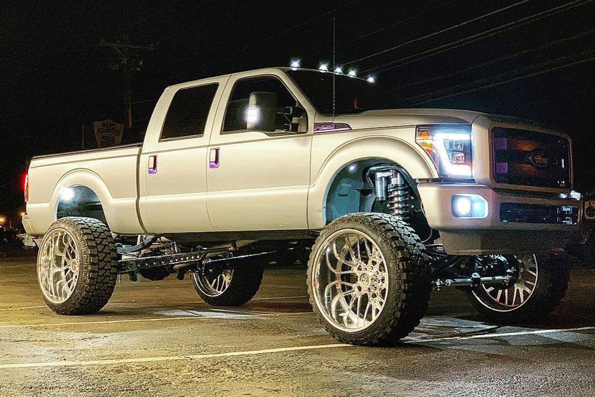 F250 on Fratello-T