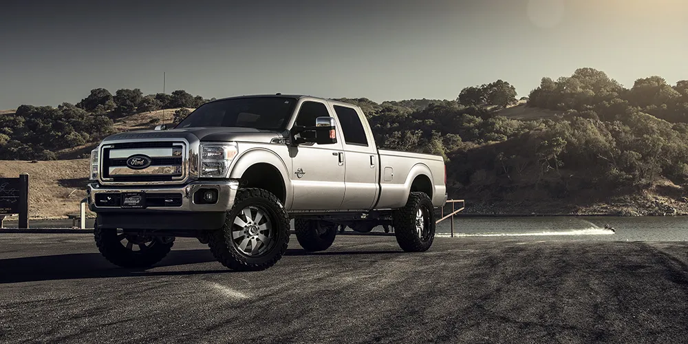 Ford F250 on Forgiato Otto wheels