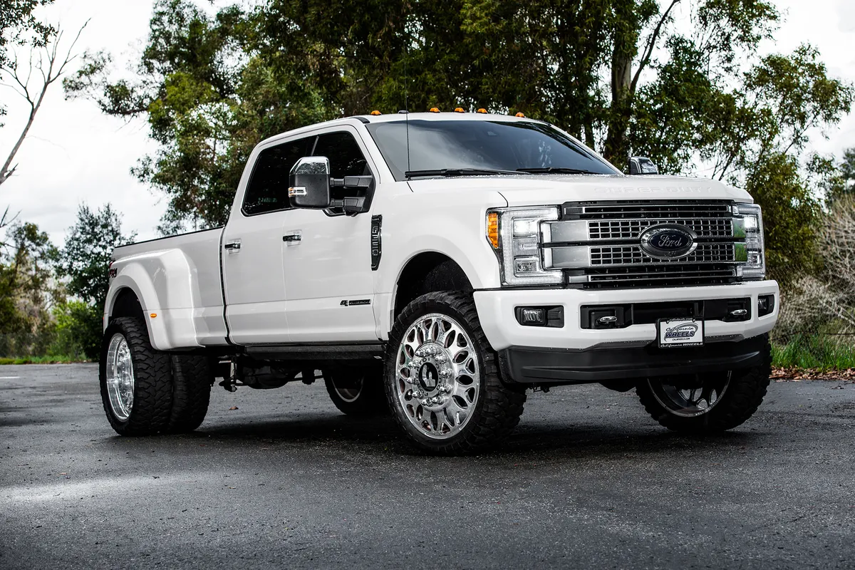 Ford F350 on Forgiato Grano-Duro wheels