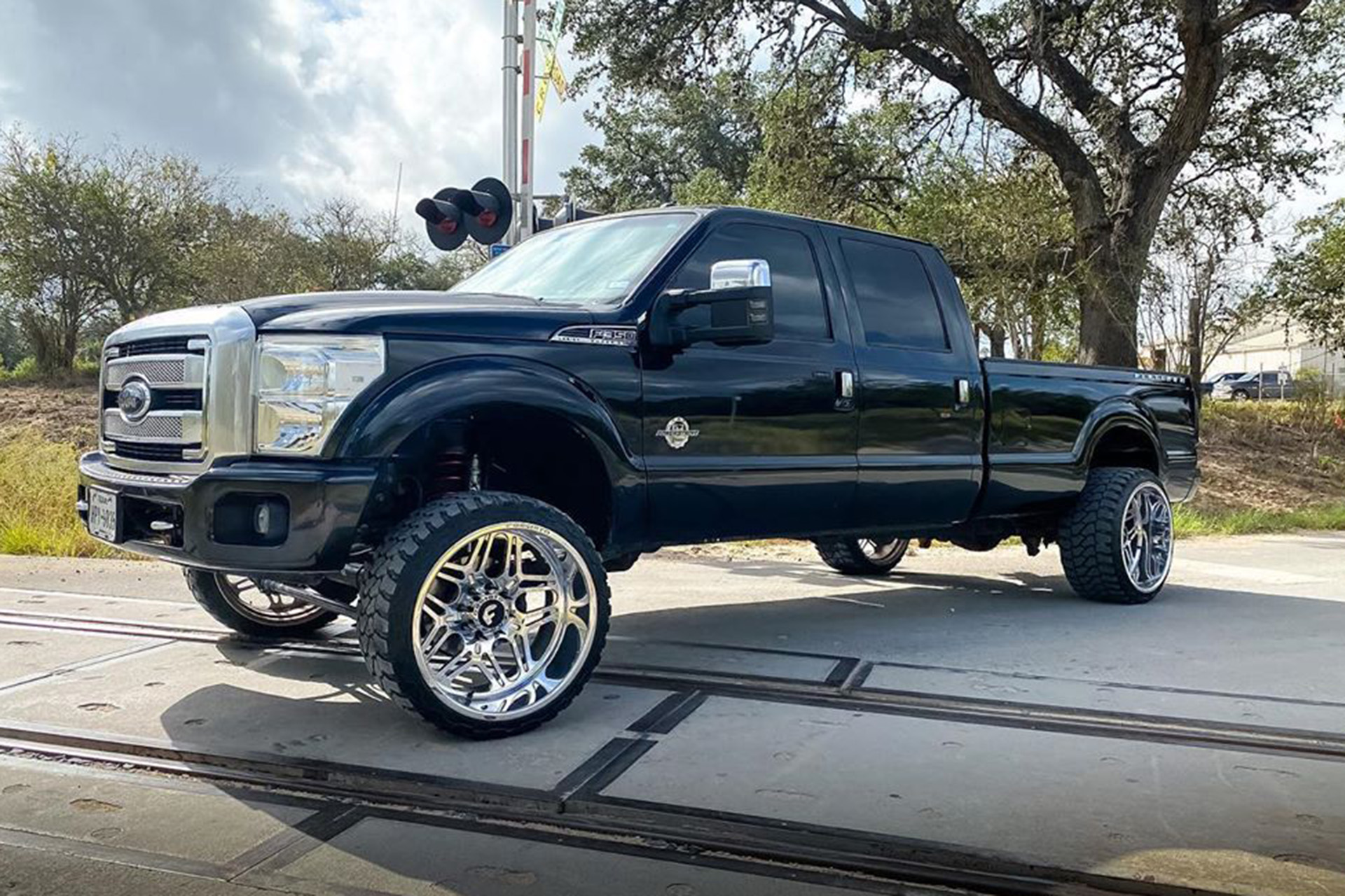 F350 on Quadrato-T