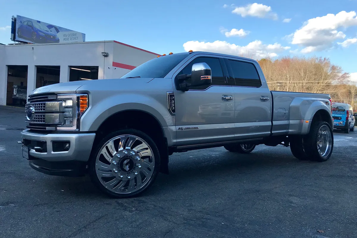 Ford F350 on Forgiato Turbinata wheels