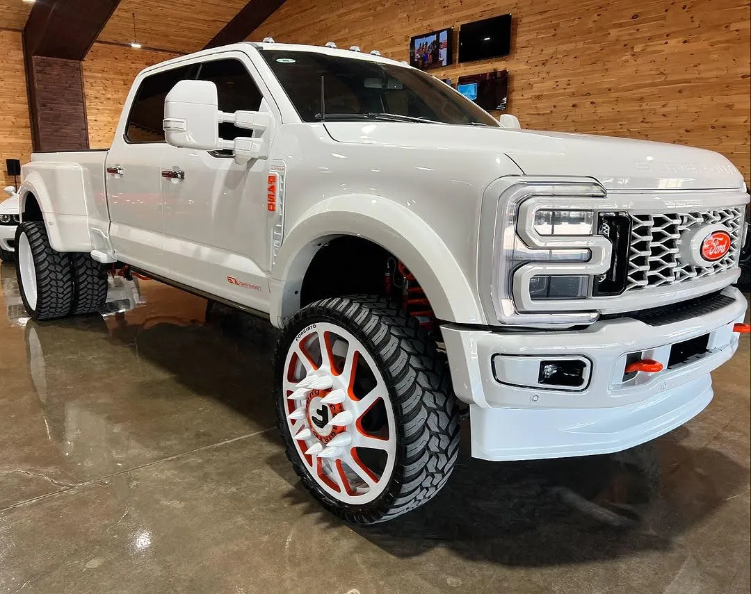Ford F450 on Forgiato Troppo-D wheels
